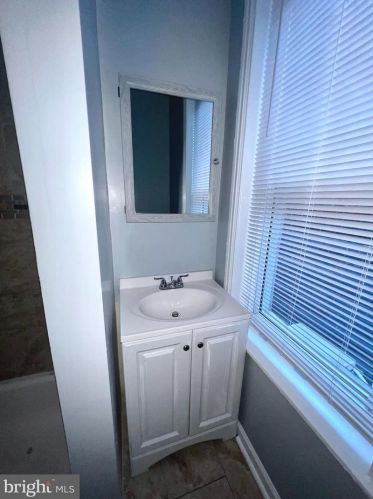 3311 Front St, Philadelphia PA 19140-5807 exterior