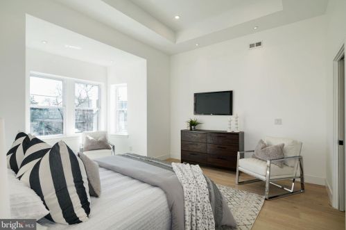 5409 Larchwood Ave, Philadelphia PA 19143-1907 exterior