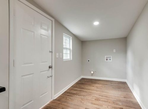 979 Billings Ave, Atlanta GA  30315-6903 exterior
