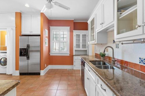 320 Ferguson St, Atlanta GA  30307-2085 exterior