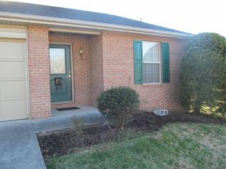 7261 Lyngate Blvd, Powell, TN 37849-4353