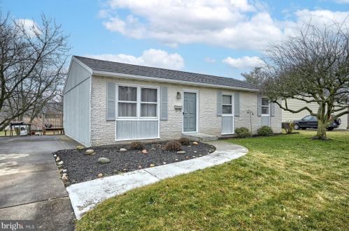 3629 Tudor Dr, Harrisburg, PA 17109-1236
