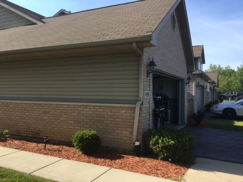 898 Wilshire Ln, Crete, IL 60417-1974