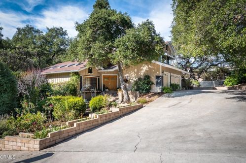 3909 Oakgrove Ct, Glendale, CA 91214-3257