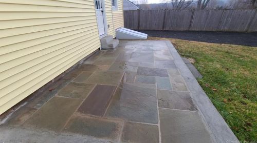 43 Wilcox Rd, Middletown CT  06457-5531 exterior