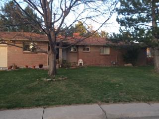 480 Newport St, Denver CO  80220-6020 exterior