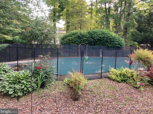 255 Baskerville Ct, Severna Park MD 21146-2125 exterior