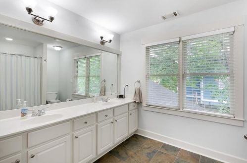 1920 Felker Ward St, Atlanta GA  30318-1811 exterior