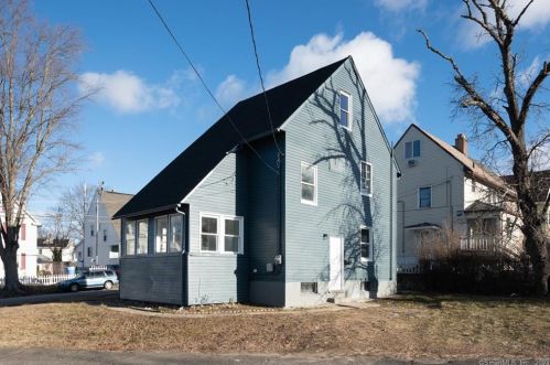 201 Madison St, Waterbury, CT 06706-1815