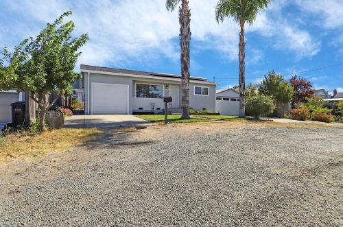 19402 Center St, Hayward, CA 94546-3623