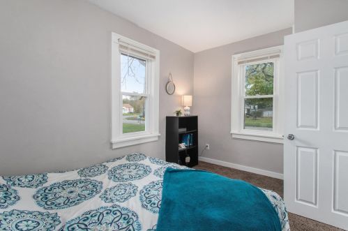 411 West Blvd, Elkhart IN 46514-1830 exterior