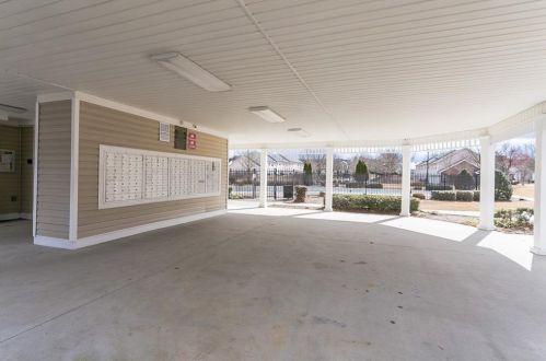 2555 Flat Shoals Rd, Atlanta GA  30349-4329 exterior