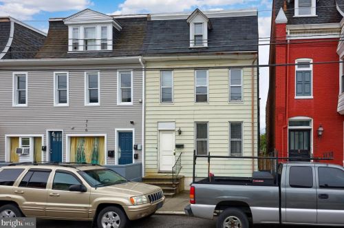 714 Philadelphia St, York, PA 17401-3343