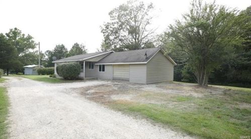 11778 Ware Lake Rd, Dittmer, MO 63023-3108