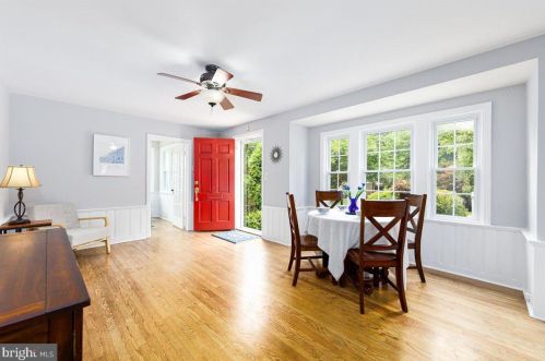 10015 Brunett Ave, Silver Spring MD 20901-2205 exterior