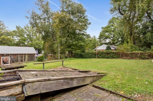 1809 Florin St, Silver Spring MD 20902-3838 exterior