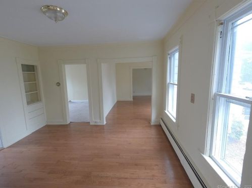 17 Alsop Ave, Middletown CT  06457-2801 exterior