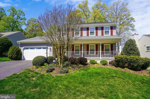 3687 Wertz Dr, Woodbridge, VA 22193-1079