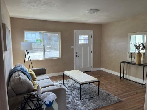 1631 Harding St, Seaside, CA 93955-4509