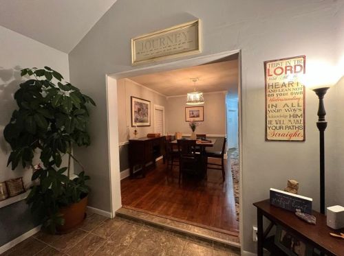 824 169th Pl, Hammond, IN 46324-2013