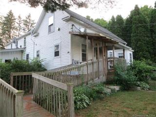 2573 Boston Tpke, Coventry CT  06238-1005 exterior