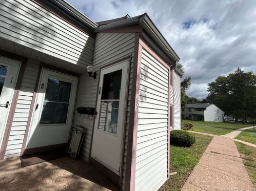 70 Candlewood Dr, Wapping, CT 06074-2609