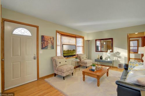 7413 York Ter, Minneapolis MN  55435-4710 exterior
