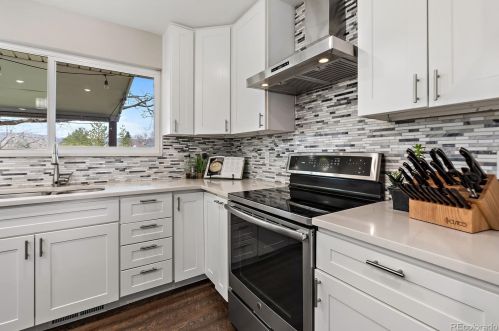 13675 66th Pl, Arvada CO  80004-2002 exterior