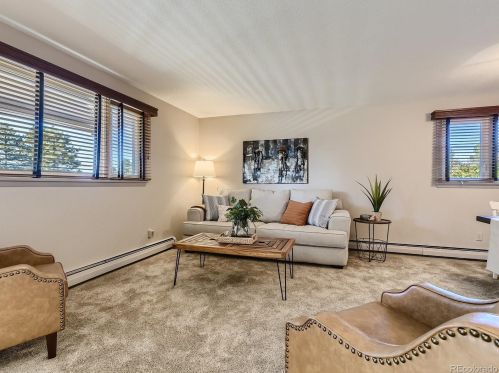 8372 Ponderosa Dr, Parker CO 80138-8231 exterior