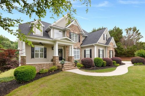 4502 Walking Stick Ln, Gainesville, GA 30506-5137