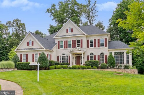 7303 Laurel Creek Ct, Springfield, VA 22150-4912