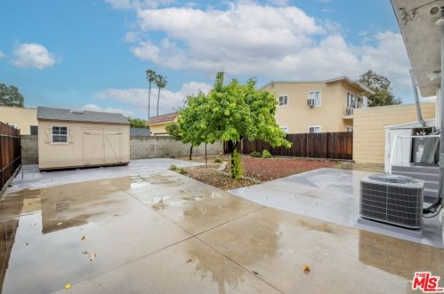 734 Adams St, Glendale CA 91206-2502 exterior