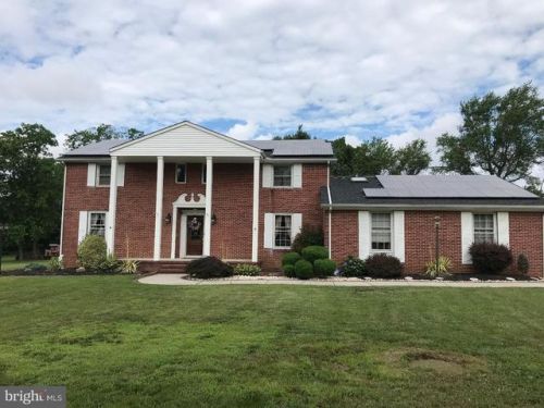 313 Barbara Dr, Clarksboro, NJ 08020-1510