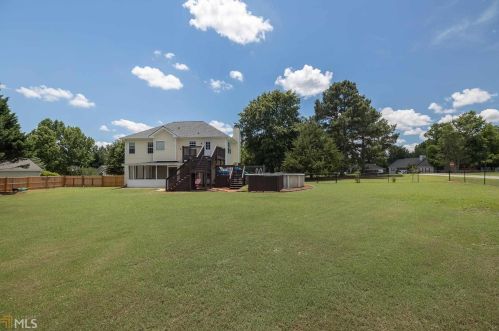 135 Shannons Pl, Comer, GA 30629-2944