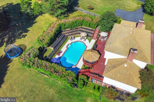 1310 Excaliber Ln, Sandy Spring MD  20860-1117 exterior