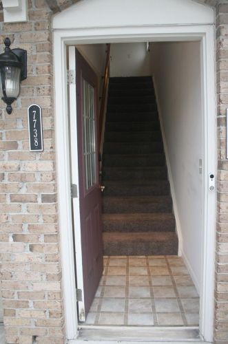 7738 Bridgepoint Dr, Cincinnati OH  45248-1922 exterior