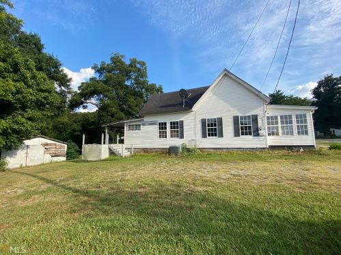 26 Carrollton St, Temple, GA 30179-3755