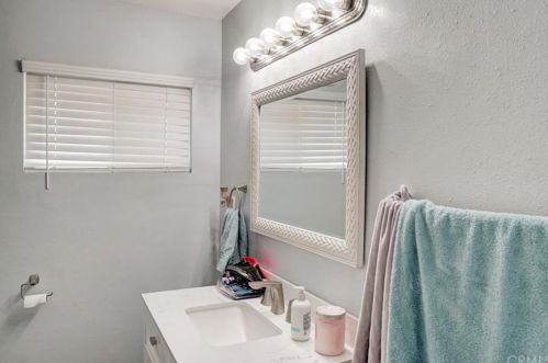 4310 Cecilia Ct, Riverside CA  92503-2711 exterior