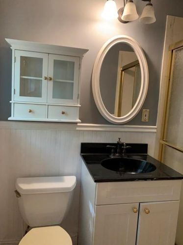 500 Carriage Dr, Atlanta GA  30328-3307 exterior