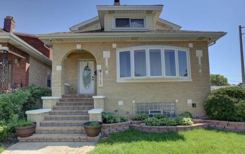 7928 Birchdale Ave, Chicago, IL 60707-1334