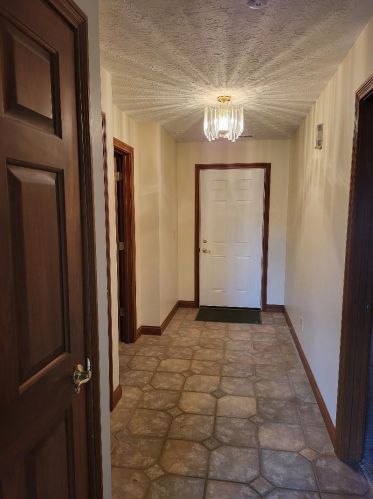 1924 Cattail Pt, Springfield, OH 45502-7311