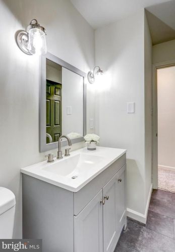 1509 Robert Rd, Lancaster PA  17601-5632 exterior