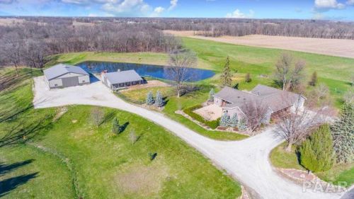 16118 Waterford Rd, Little America, IL 61542-9170