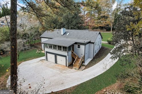 740 Moores Mill Rd, Atlanta GA  30327-1561 exterior