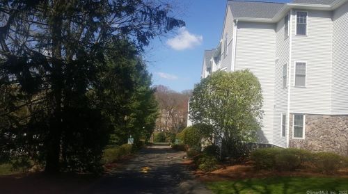 105 Richards Ave, Norwalk CT  06854-1691 exterior
