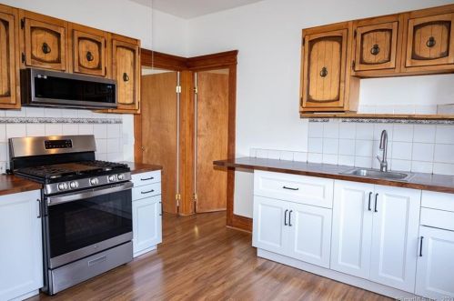 51 Osborne Ave, Norwalk CT  06855-1010 exterior