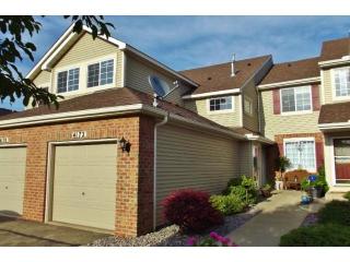 4172 Running Brook Rd, Saint Paul, MN 55122-1940