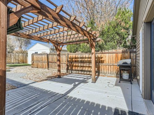 2825 Garfield St, Denver CO  80205-5044 exterior