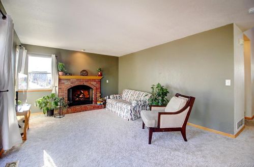 312 Derry Dr, Fort Collins CO  80525-5829 exterior