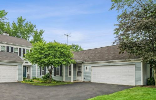 1045 Devonshire Ave, Naperville, IL 60540-6259